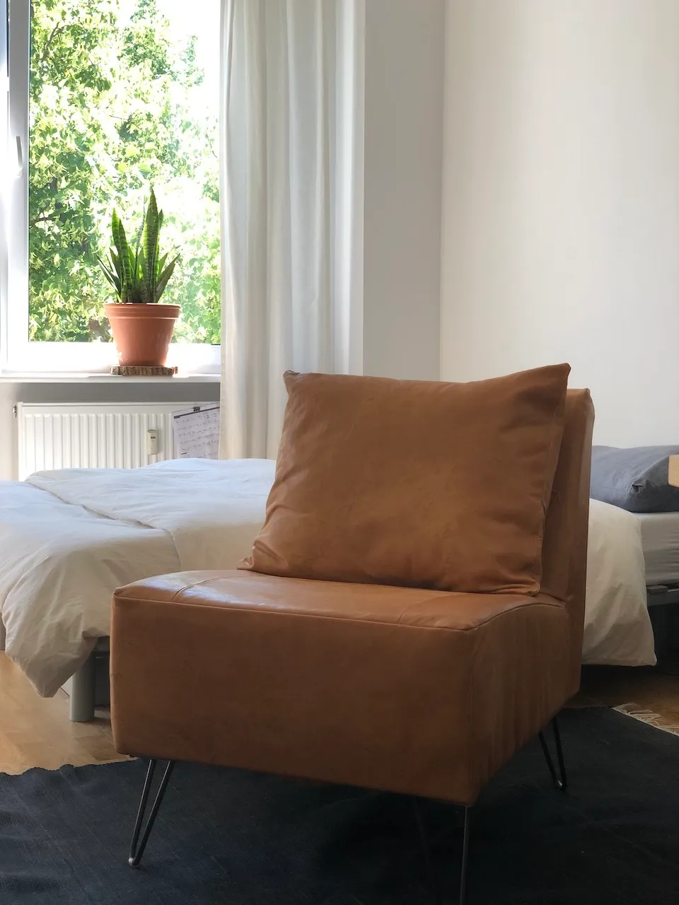 Easy Chair made of an old couch, got new leather upholstery