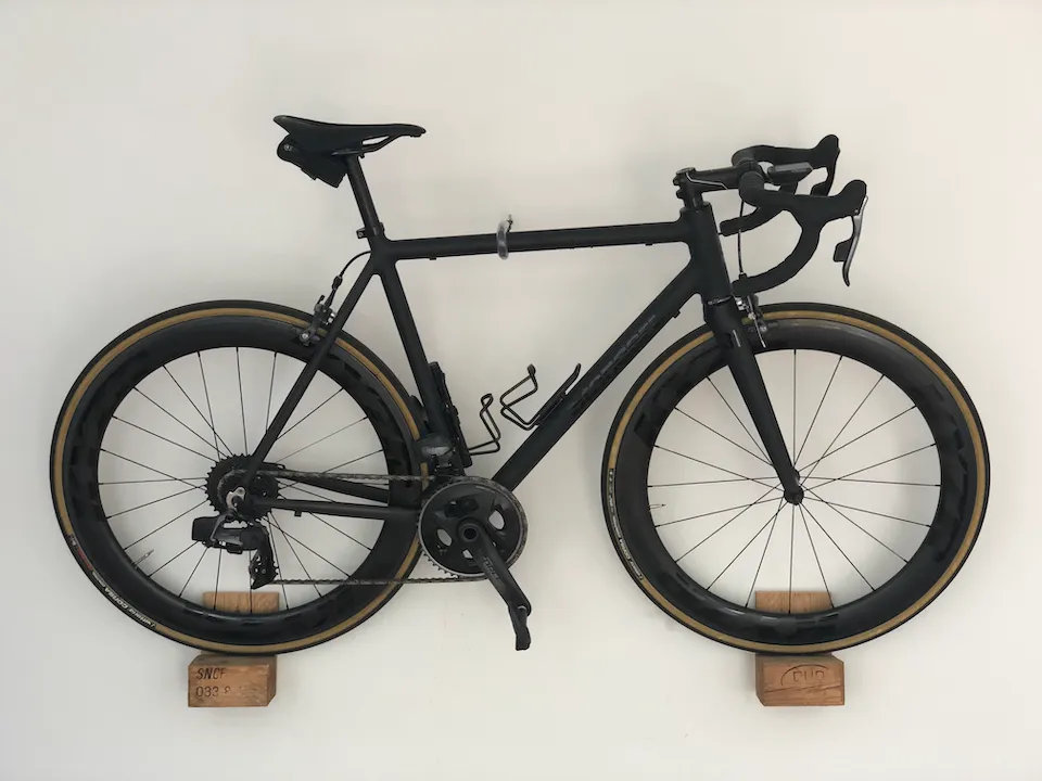 Simple wall mount for my bike